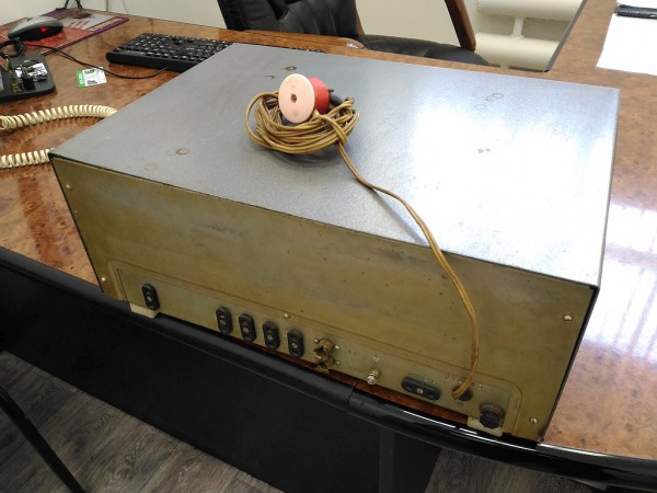 Всеволновый транзисторный радиоприемник высшего класса ''Ишим'' СССР, альбом Вещи из СССР