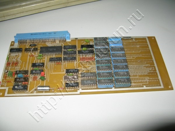 Блок дополнительной памяти 512 КБ для «Поиск» — 16-разрядного персонального компьютера, альбом Из истории компьютерной техники.